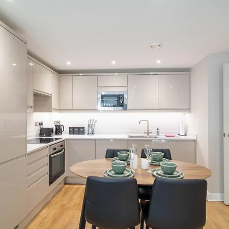 Apartment Arena Luxe 1 Bedroom - Sleeps 3-4 Leeds (West Yorkshire)